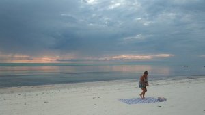 2021.03.28 Занзибар Малыш танцор диско