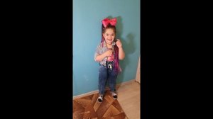 "О чём мечтают дети" читает Волкова Алиса