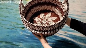 Корзина корневым плетением