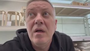 Жизнь вне орхидей. подвёл магазин и приходится МАМЕ новый экран на кухню выбирать