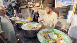 Индийская уличная еда .