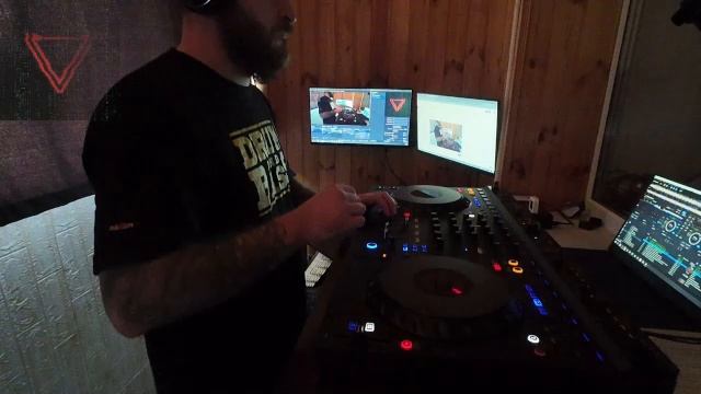 Воскресный рейв