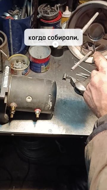 Упорное кольцо мотора лебёдки выпало при сборке? Как избежать короткого замыкания?