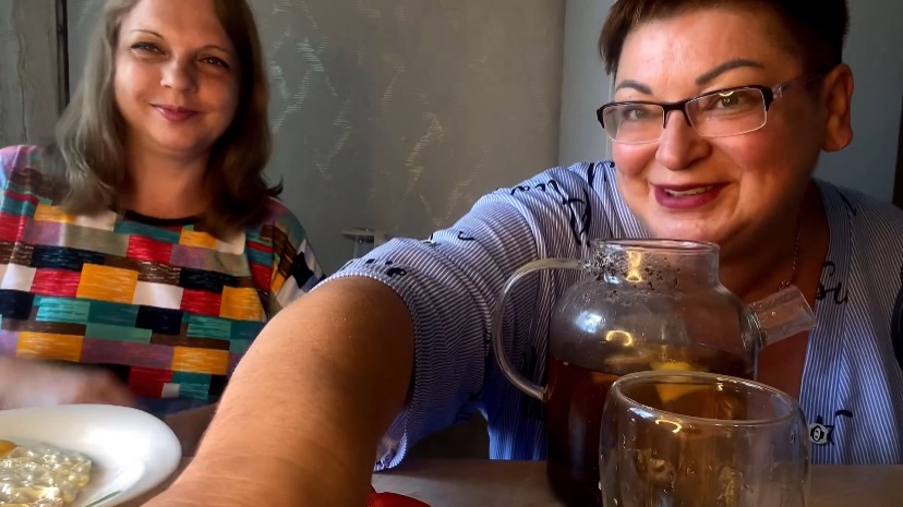 Я ГАЛЮ кормлю ,а она отказывается🤣/Доброе утро с Галинкой/Мукбанг (архив)