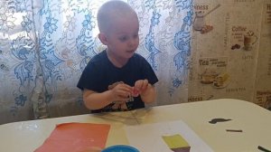 Аппликация для самых маленьких.Птички на дереве