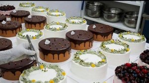 подборка тортиков, капкейков и баумкухенов(пирог-дерево)