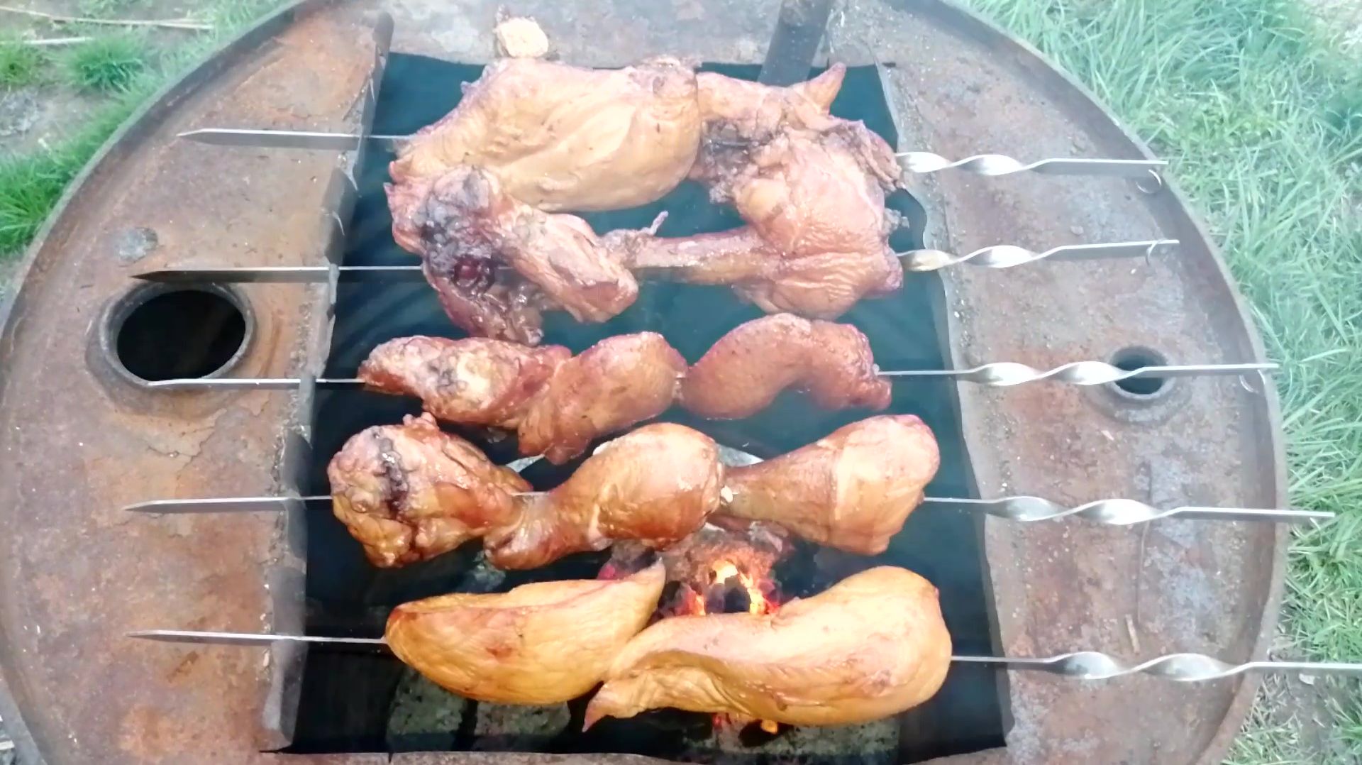Шашлык из курицы на даче