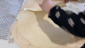 Слоёные лепешки за пару минут 😁 лепешки на сковородке готовятся легко