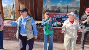 5 апреля. А я обычно за рулём...