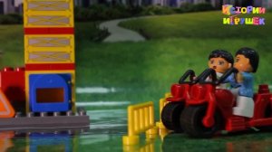 Видео с игрушечными машинками - Полицейская скорая помощь и Пожарная машина!