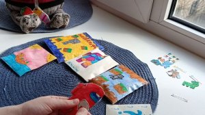 распаковка бумажных сюрпризов с Басиком