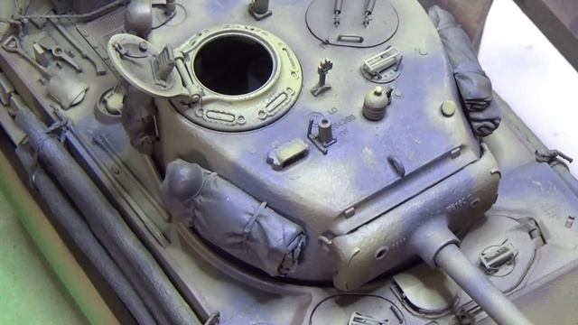 Давайте раскрасим модель миниатюру танка M4A3E8