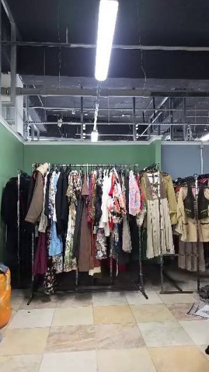 Онлайн продажа тирольской, баварской винтажной одежды.