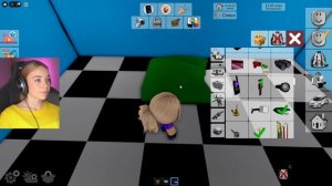 ЛИЛИ УДОЧЕРИЛА МАЛЫША АЛЁНУ В БРУКХЕЙВЕН в ROBLOX!