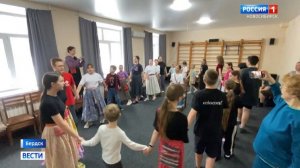 Детские фольклорные коллективы съехались на фестиваль «Россия молодая» под Новосибирском