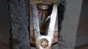 Оборвало демпфер на диске сцепления автомобиля ман.Включаются передачи а машина не едет