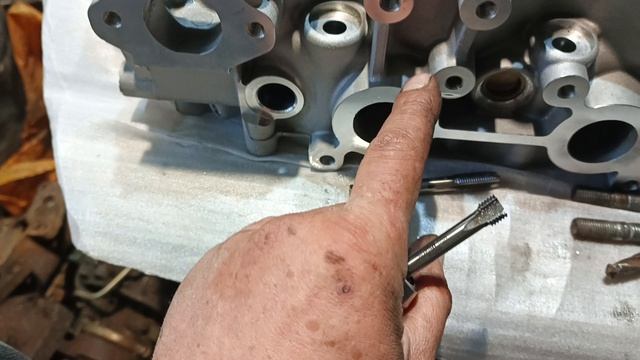 Wlt. Мазда мпв нужны ли  шпильки большего размера.