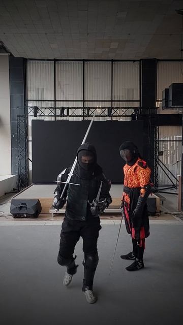 Когда меч большой...