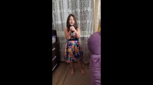 песня "Мои детские желания" исполняет Волкова Алиса