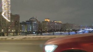 По новогодней Москве