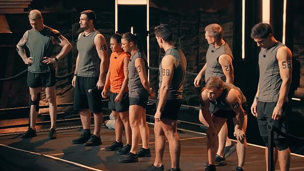 Сколько участников выбыло в 11 выпуске шоу 