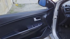 Киа рио 3 седан серебро 1.4 м.т. 2014)