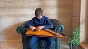 Русские гусли VS Американской песни! Необычное исполнение The Farmer in the Dell (Фермер в долине)