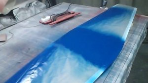 №50- Покрасил крыло синим цветом.