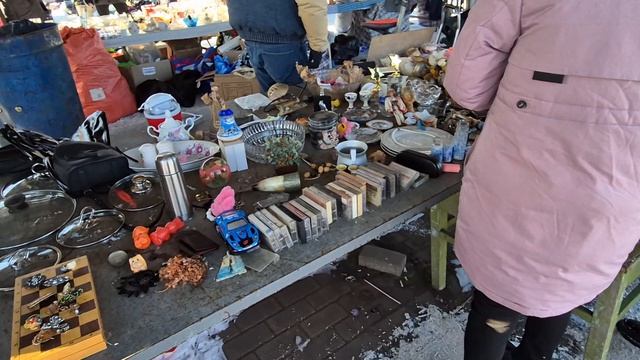 Блошинный рынок. Удельный. Санкт-Петербург.