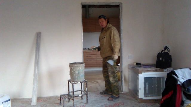 Устройство откосов гипсовой штукатуркой
