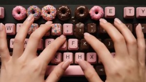 Какую клавиатуру выберешь?🍊