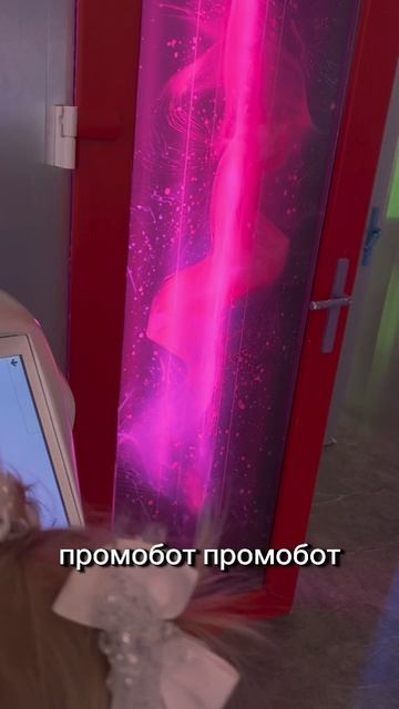 Роботы нападают 🤣 #элягеннадьевна #вднх #роботостанция