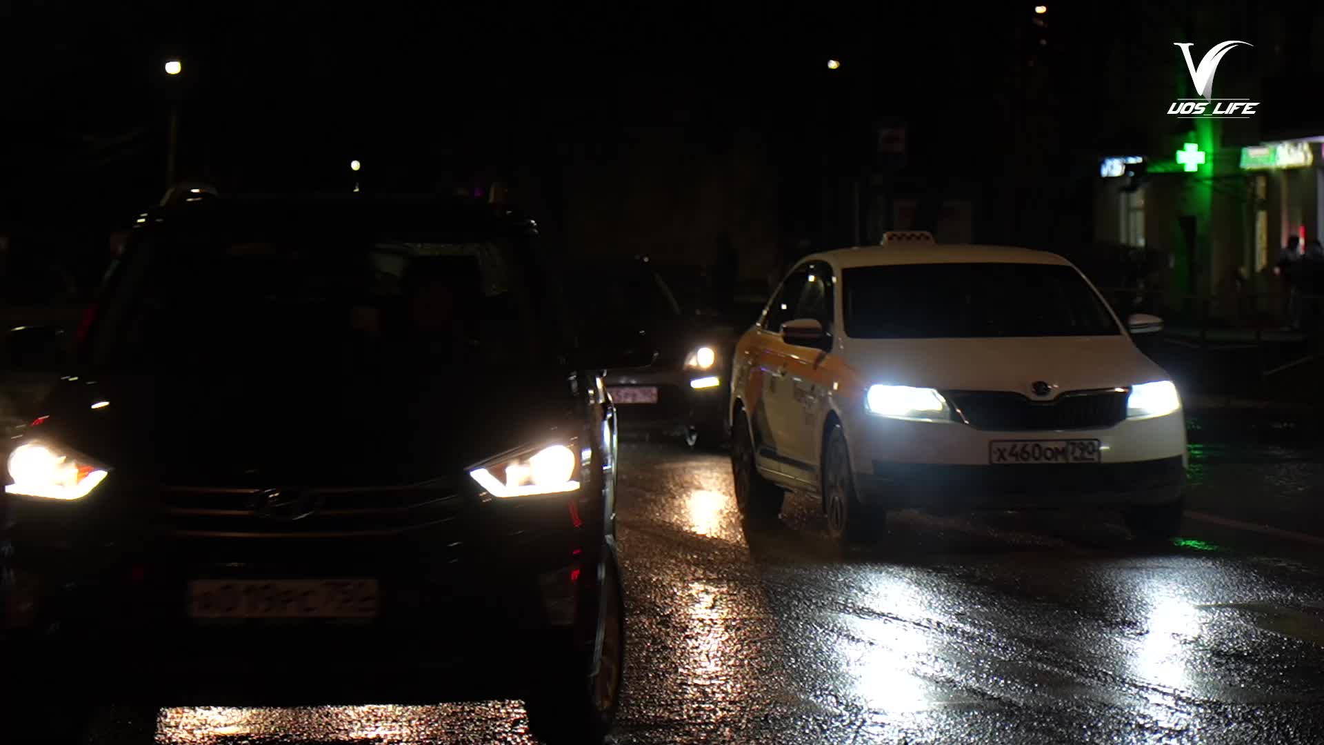 5 апреля в  Воскресенске после прошедшего дождя город погрузился в тёмный вечер.