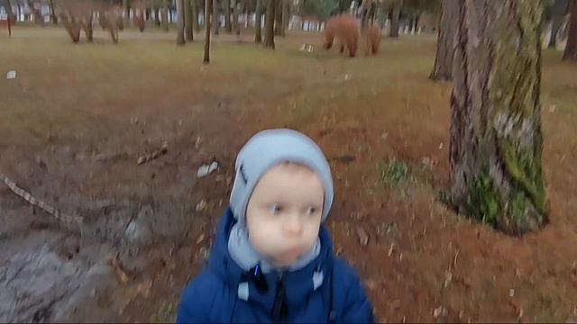 ИВАН ДМИТРИЕВИЧ ИГРАЕТ