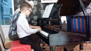 "Оранжевые буги" М.Шмитц,  "Сарабанда" И. С. Бах