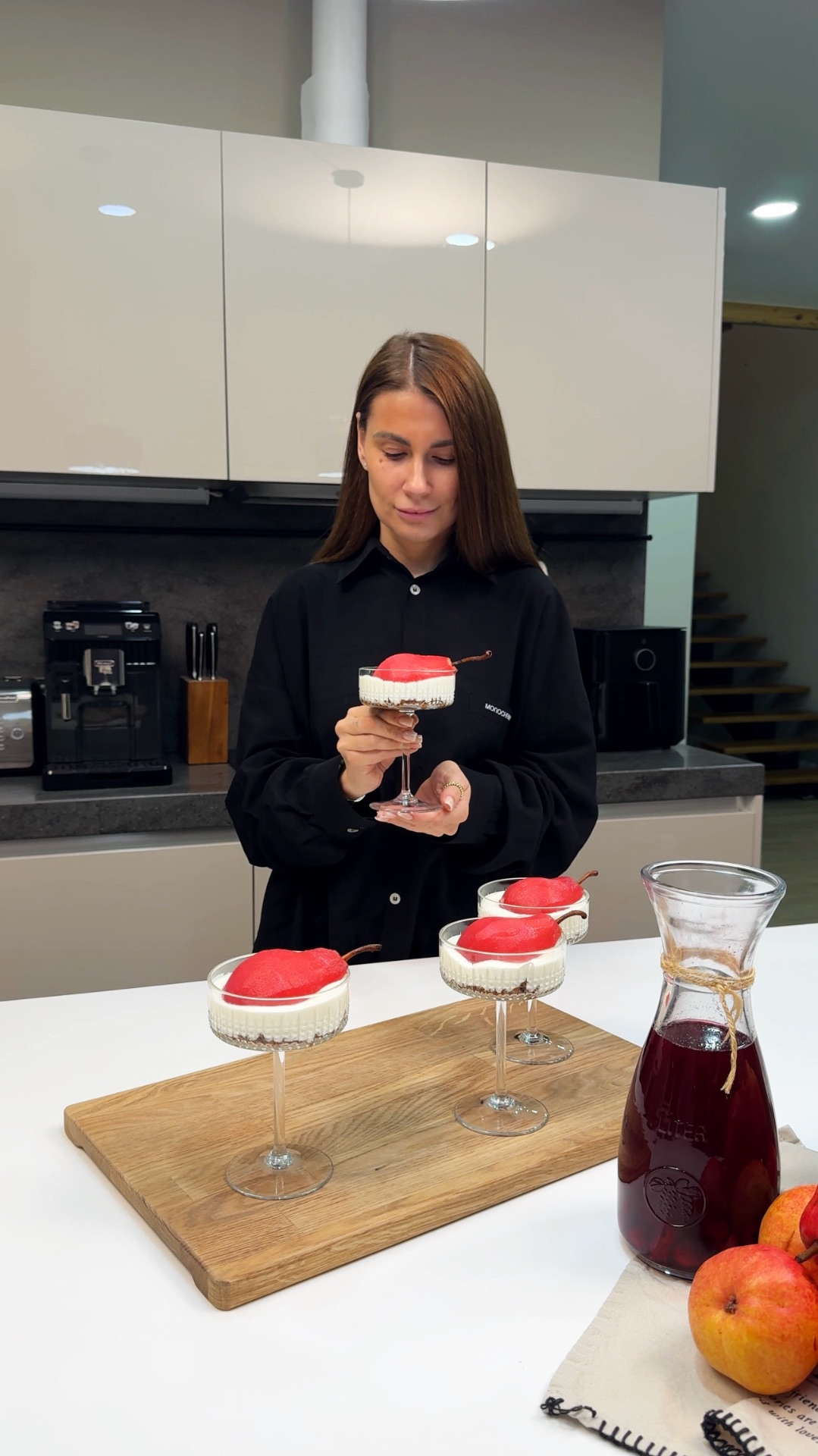 ГРУША, КОТОРОЙ ДОСТАЛОСЬ ВСЁ ЛУЧШЕЕ