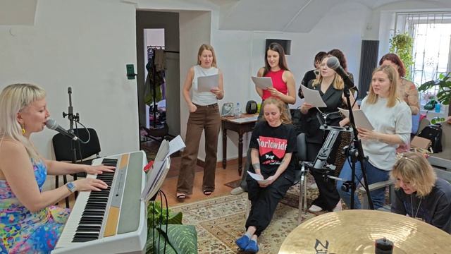 The Prodigy - Breathe (под клавиши) 
Хор #8Герц