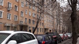 Черный риелтор споила и заставила переписать квартиру пенсионера из Москвы