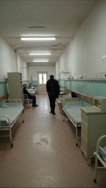 Заброшенные мечты: жизнь в серых стенах больницы #безнадежность #душевнаяболь #потерянныемечты