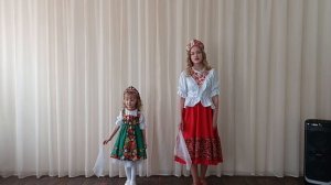 ДОУ№16_семья Крысановых_песня«Пой,ветерок».mp4