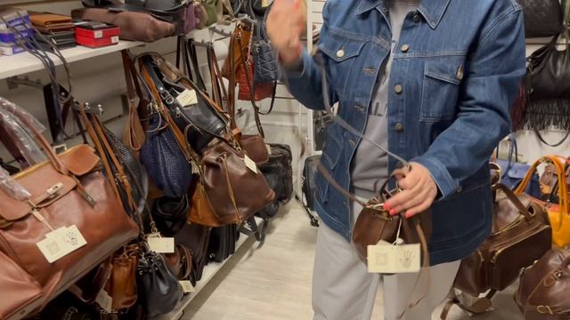 Сумки. Кожа вакетта. Производство Италия .