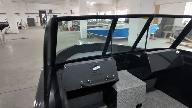 лодка LORD RIVER 49. каленое стекло от Лодка44