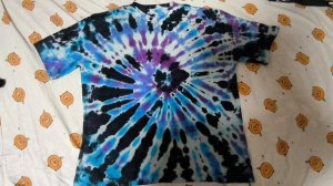 Тай-Дай своими руками ребёнок создавала на своем подарке 🎁