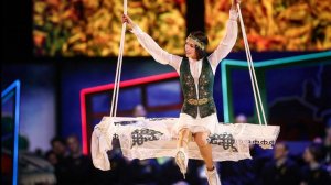 Специальный приз для Алины Загитовой и Терминатор от Петра Гуменника.