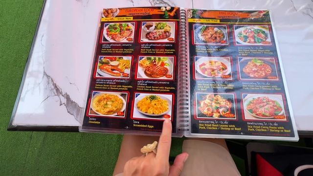 Паттайя. Том Ям с Пельменями в Кафе Крокодил. Тайская Кухня на Пратамнаке