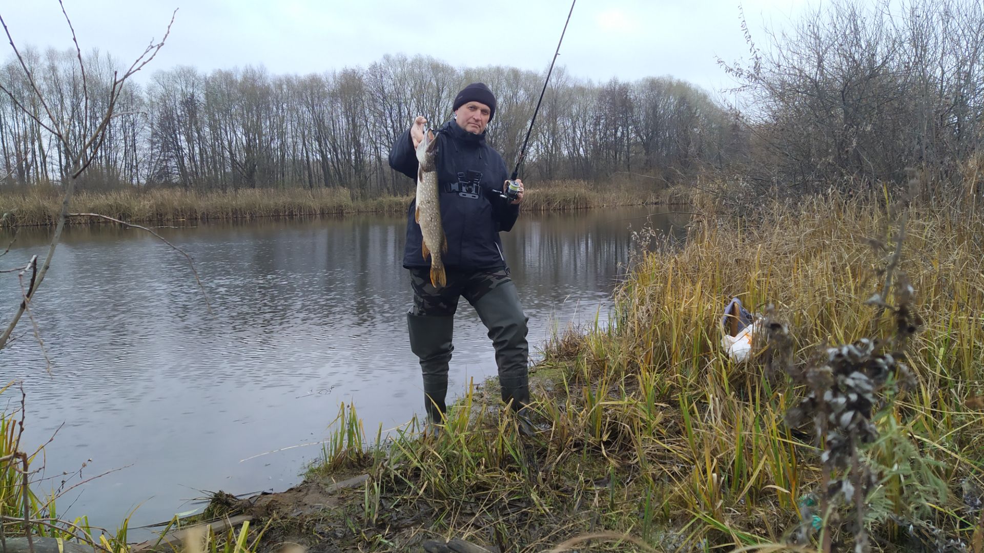 Весенняя щука на резину.