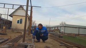 Проголодался Работа движется по- маленьку ПОДВАЛ ИЛЬИЧА