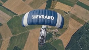 Новый самоходный опрыскиватель с фронтальной кабиной EVRARD VEGA - промо-ролик