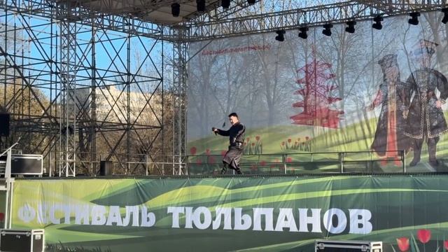 В Калмыкии прошел второй день Фестиваля тюльпанов.