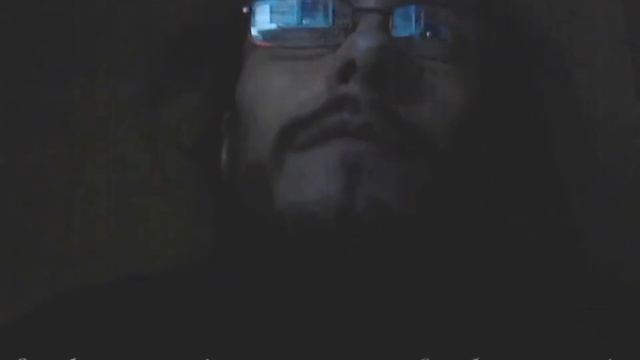 Пою песню Cemetery Skyline - In Darkness. Вся жизнь словно во тьме.